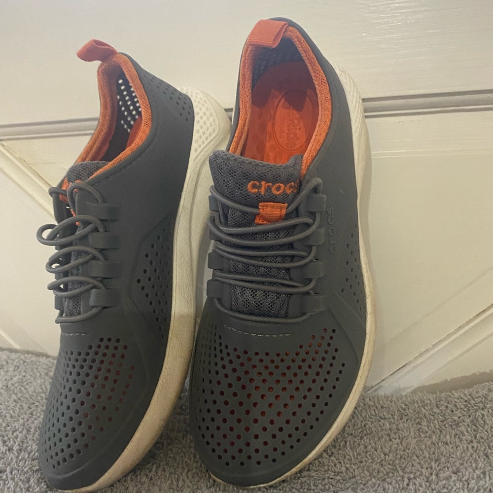 Youth Crocs Tennis shoe